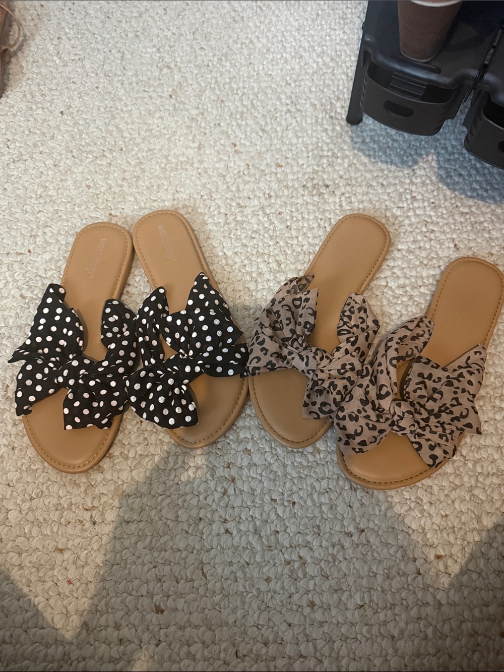 Women’s Slide Sandals with Bow Accent - Black Polka Dot & Tan Leopard